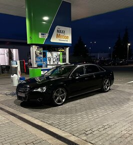 NA PREDAJ - 2011 AUDI A8L D4 4.2FSI (374HP) - 3