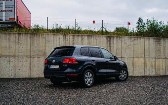 VW Touareg 3.0 tdi - 3