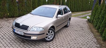 Škoda OCTAVIA Combi 1.9 TDI DSG - 3