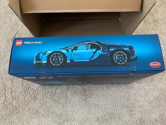 LEGO Technic: Bugatti Chiron (42083) - 3