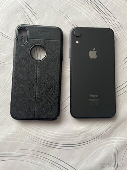 Apple XR 64GB - 3