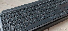 Logitech MX KEYS US - 3