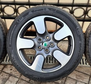 Škoda Octavia Scout 225/50 r17 5x112 - 3