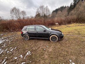 Volkswagen golf iv 1.6sr a 1.9 tdi Rozpredam na náhradné - 3