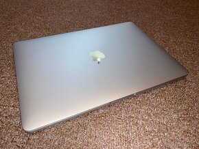 Predám MacBook Pro M1 (2020) - 3