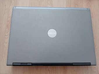 predám Dell latitude D531 / 2gb ram / 250gb hdd / Windows xp - 3