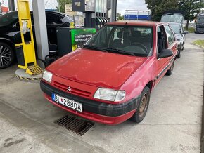 Saxo 1.1 benzín - 3