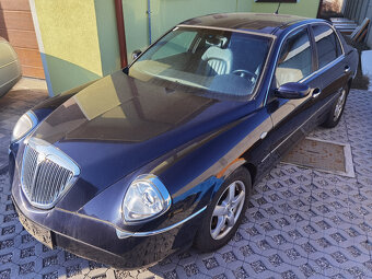 Lancia Thesis 3.0 V6 Emblema - 3