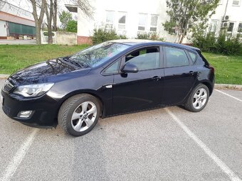 Opel Astra J - 3