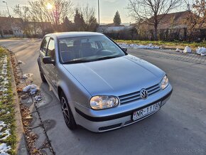 Volkswagen Golf 1.6 benzin - 3