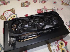 AMD Radeon RX 5700 XT - 3