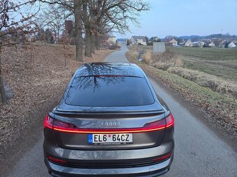 Audi etron s-line sportbeck 50 - 3