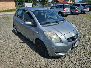 TOYOTA YARIS 1.3 benzin Automat - 3