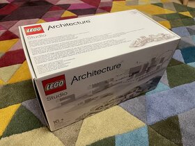 Lego Architecture Studio 21050 - 3