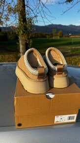 UGG TAZZ SAND - 3