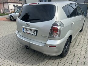 Toyota corolla verso 2.0 tdi 7 mestne - 3