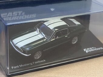 Ford Mustang - 3