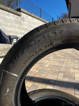 Pirelli 215/55 R17 - 3