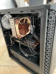 PC, RYZEN 7 3800XT, RX 5600 XT, 32GB, 1TB SSD - 3