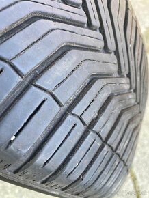 Predám 2x pneu Michelin 235/55 R18 104Y - 3