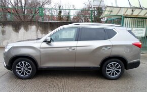 SsangYong Rexton 2.2L 4x4 7-miestne 1.Majiteľ - 3