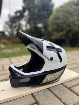 Fox Rampage Pro Carbon MIPS (veľkosť M) - 3