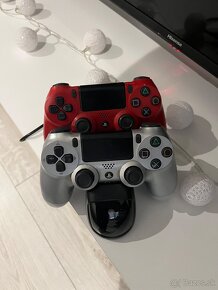 PlayStation 4 500gb 2 joystick + nabijačka - 3