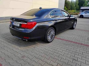 BMW 740D F01 - 3