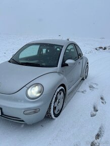 Volkswagen NEW BEETLE - 3