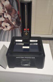 Predám 3d tlačiareň Anycubic Photon M3 - 3