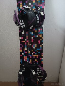 Krasny damsky 150 cm snowboard s viazanim - 3