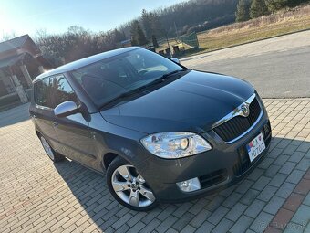 Predám Škoda Fabia 1.9TDI 77kw SPORTLINE Dvojfarebná verzia - 3