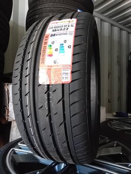 4ks Nové letné pneu 245/40ZR19 98W XL - 3