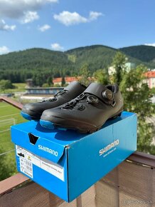 tretry Shimano XC7 - 3