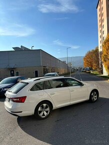 Skoda Superb 3 2.0 TDI 110kw automat - 3