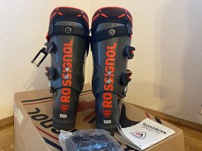 Nove Rossignol Hero World Cup 130 medium 275mm, 43 - 3