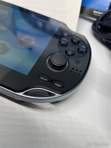 PS Vita Oled PCH 1004 +8gb - 3