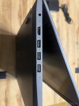 Lenovo Ideapad 3 15,6” Ryzen5/8/512 - 3