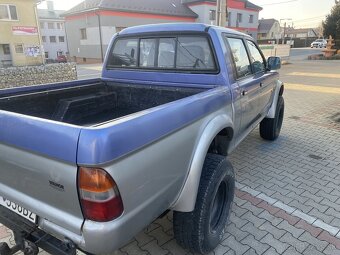 mitsubishi l200 - 3