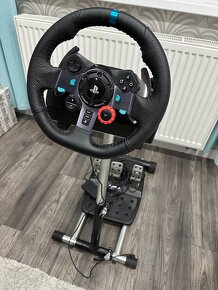 Predám Logitech G29 Driving Force volant + stojan - 3