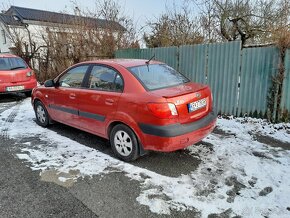 Kia Rio 1.4/16V - 3