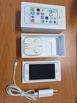 iPhone 5S Gold - 3