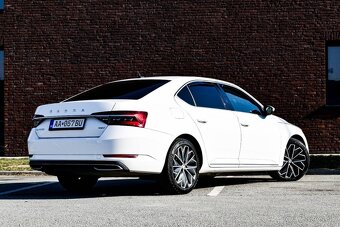 Škoda Superb 2.0 TDI SCR L&K 4x4 DSG, WEBASTO, Matrix-Led - 3