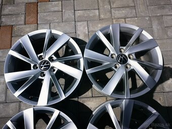 Volkswagen,Seat,Škoda - 5x112 r17    - 3