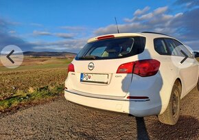 Opel astra sports Tourer - 3