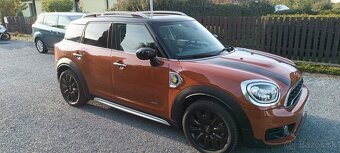 Prodám Mini Cooper S Countryman hybrid 1.5,4x4, r.v 2021 - 3