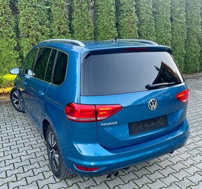 Volkswagen Touran 2.0 TDI 150k Edition Highline 7 miestný - 3