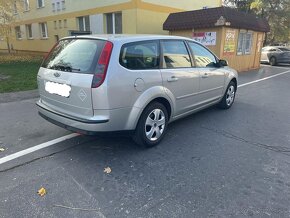 Predám Ford Focus Combi 1.6 16v r. V. 2007 - 3