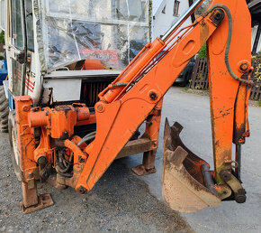 traktor bagr / buldobagr / nakladač Kubota R410 4x4 - 3