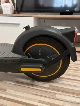 Ninebot max G30 Segway kolobežka - 3